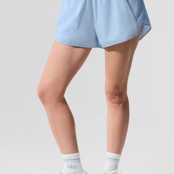 Alo Yoga Match Point Short in Seashell Blue Women's Size Small NEW - Picture 6 of 7